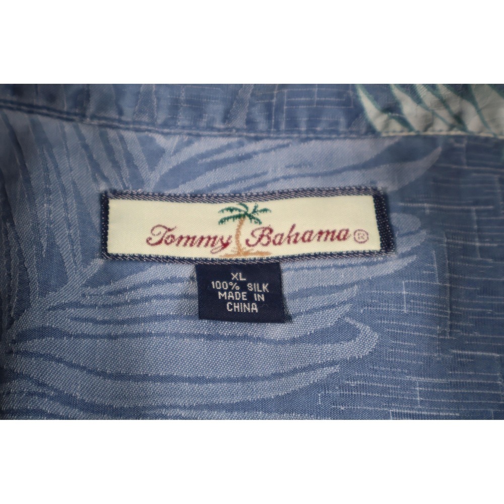 Tommy Bahama Shirt Mens XL Blue Silk Button Up Floral Relaxed Hawaiian - Picture 6 of 6